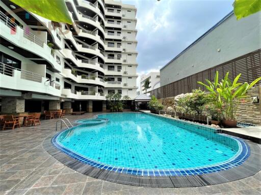 Penthouse for rent close to BTS and MRT(Asoke Station)