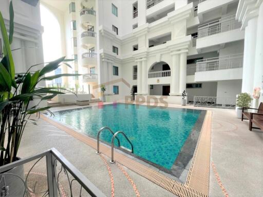 Sale or rent 3 bedrooms near BTS Phrom Phong.