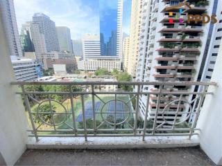 For sale 2 bedrooms condo at Asoke Place Condominium