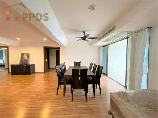 Lake view 3 Bedrooms for rent at Sukhumvit near BTS Skytrain