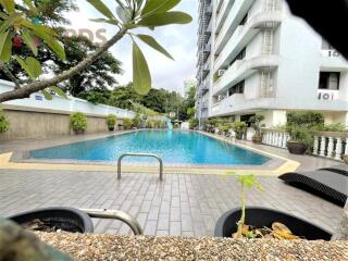 Lake view 3 Bedrooms for rent at Sukhumvit near BTS Skytrain