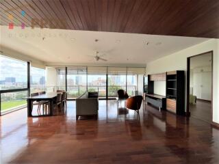 Nice view 2 beds for rent near Lumpini park