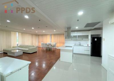3 Bedrooms for rent near Lumpini park