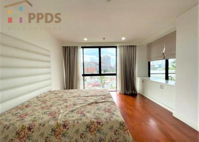 3 Bedrooms for rent near Lumpini park