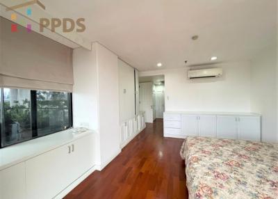 3 Bedrooms for rent near Lumpini park