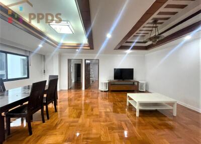 Pets friendly 2 beds for rent at Sukhumvit 31