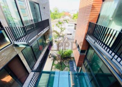 For Sale the Single house on Phaholyothin soi 8 (soi Sailom) Aree Area