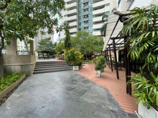 2 Bedrooms for sale at Sathorn Garden