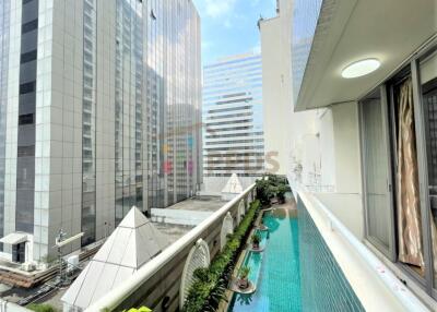 2 Bedrooms for rent at Asoke Place