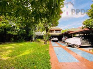 400 Sqm., 4 Beds, 4 Baths House listed for ฿ 25,000,000.