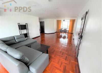 3 bedrooms for rent in Thonglor