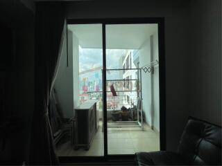 One Bedroom for rent or sale at Supalai Premier Place Hight floor.