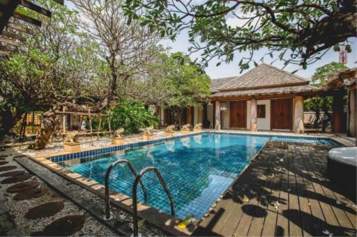 ขายบ้านเดี่ยว หลังใหญ่ แบบ pool villa ซอยนวลจันทร์ บึงกุ่ม