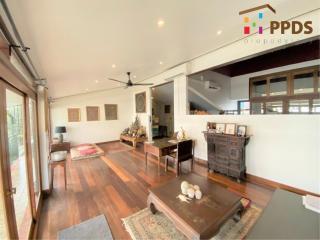 For sale townhouse in the middle of Sathorn Road