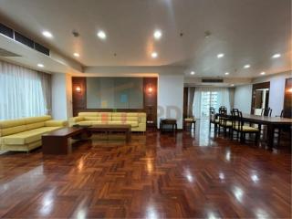 Special price 3 bedrooms for rent near BTS Prompong !!!