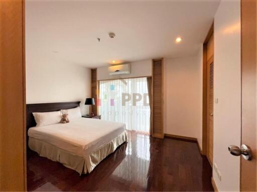 3 Bedrooms for rent near MRT Lumpini