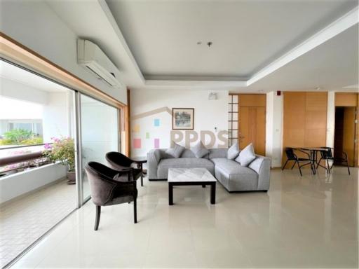 Long balcony 3 beds for rent at Sathorn near MRT Lumpini