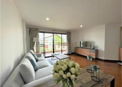 3 Bedrooms for rent walking distance to Lumpini Park