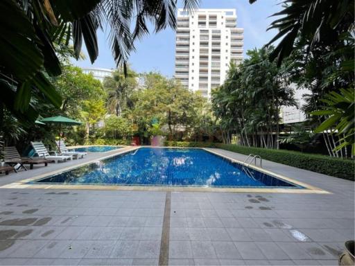 3 Bedrooms for rent walking distance to Lumpini Park