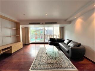 Nice 2 beds for rent at Urbana Sukhumvit 15 close to BTS Nana