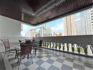 Penthouse for rent at Asoke, walking distance to BTS and MRT