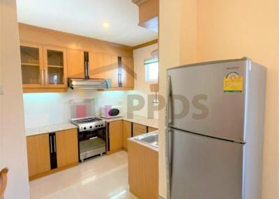 Low rise building for rent at Sukhumvit near BTS