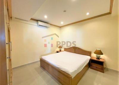 Low rise building for rent at Sukhumvit near BTS