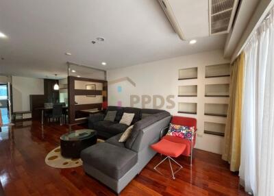 Big 1 bedroom for sale at Asoke Place close to BTS and MRT