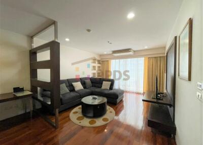 Big 1 bedroom for sale at Asoke Place close to BTS and MRT