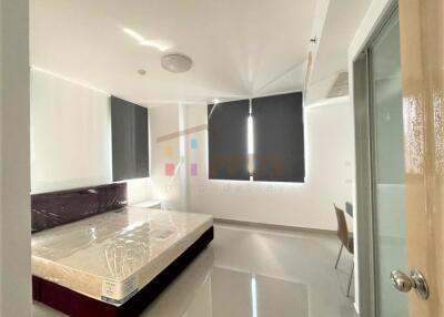 2 Bedrooms for rent at Supalai Premier Asoke close to BTS and MRT