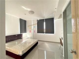 2 Bedrooms for rent at Supalai Premier Asoke close to BTS and MRT