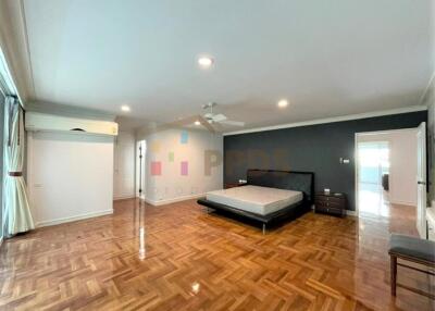 Big 3 Bedrooms for rent at Sukhumvit 20