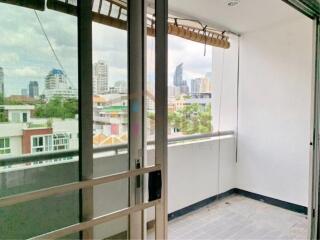 3 bedrooms for rent in Thonglor