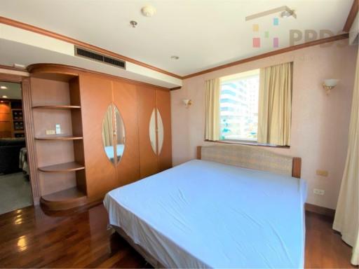 Two bedrooms condo for sale at Asoke Sukhumvit 21