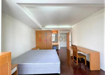 Low-rise apartment for rent at Sukhumvit soi 26