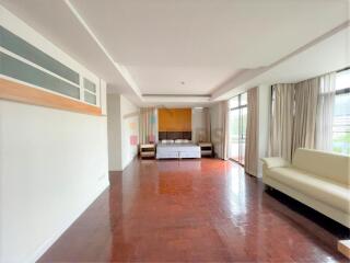 Low-rise apartment for rent at Sukhumvit soi 26