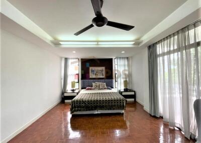 Nice 3 bedrooms for rent near K Village Sukhumvit soi 26