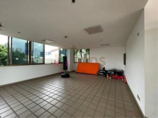 3 bedrooms for rent in Sukhumvit 26 near Rama 4 road