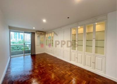 3 bedrooms for rent in Sukhumvit 26 near Rama 4 road