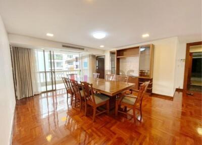 Nice view 3 bedrooms for rent at Sukhumvit 24