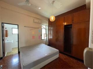 Pets’ friendly apartment for rent in soi Thonglor