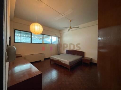 Pets’ friendly apartment for rent in soi Thonglor