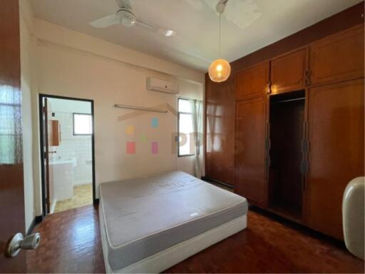 Pets’ friendly apartment for rent in soi Thonglor