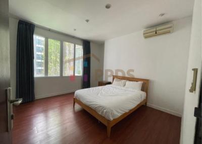 4 Bedrooms for rent near BTS Skytrain(Asoke station)