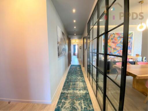 For Sale an elegance pet friend condominium on Sukhumvit