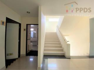 Urgent Sale office building with the house on Sukhumvit 101 – Punnawithi