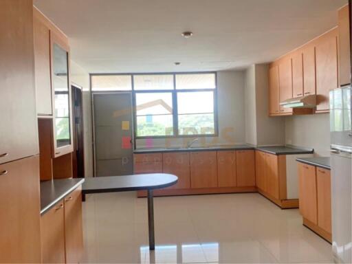 3 Bedrooms for rent at Sukhumvit soi 12