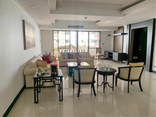 Nice 3 Bedrooms for rent at Sukhumvit