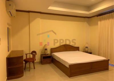 2 Bedrooms for rent at Sukhumvit, 25,000 baht/month