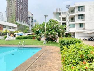 Pets friendly apartment for rent at Sukhumvit 38